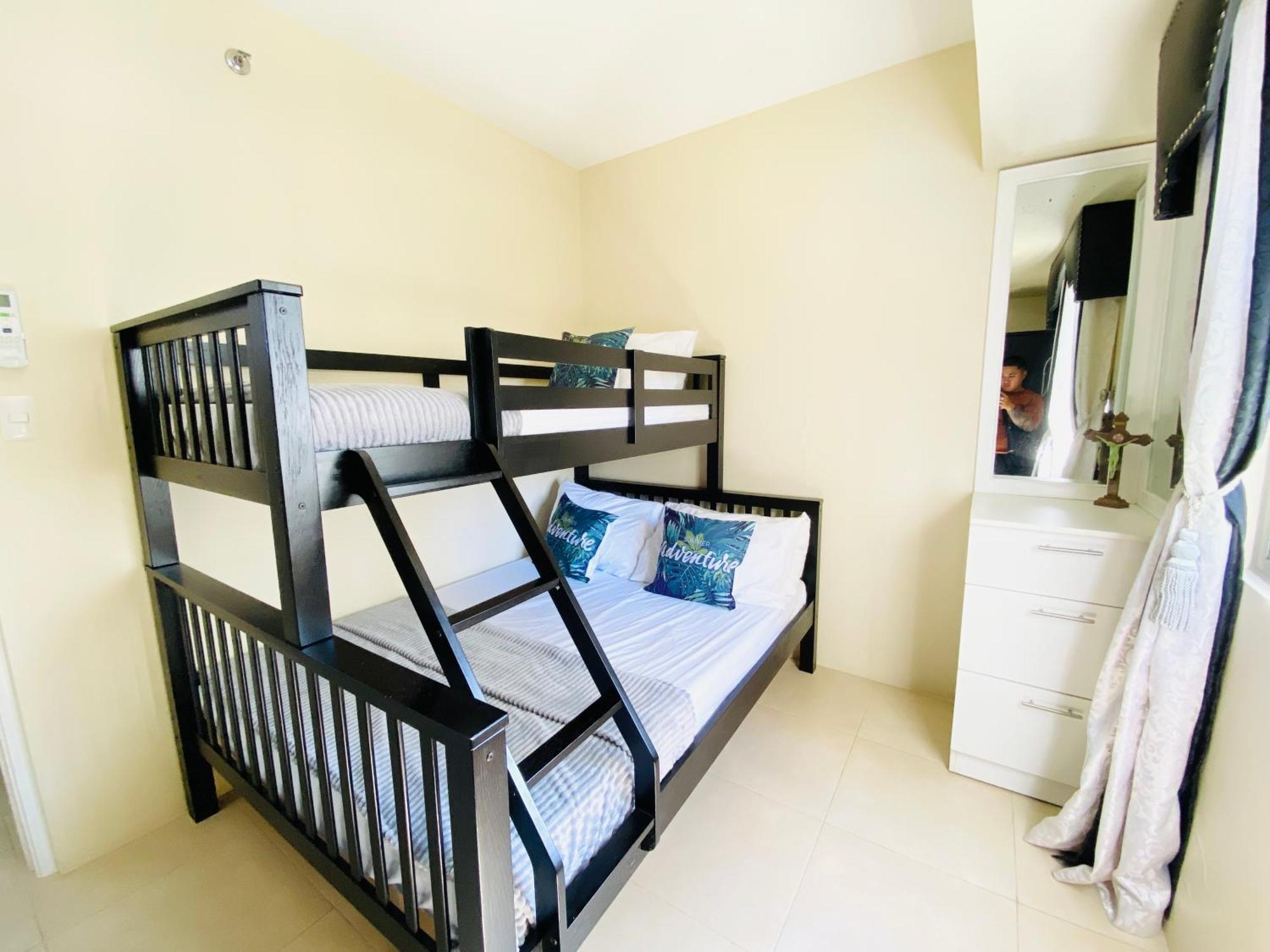 Avida Riala By P&j Apartment